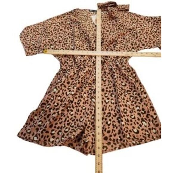 NWT Pretty Garden Size Medium Pink Short Sleeve Cheetah Print Romper New - Picture 4 of 7